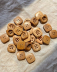 Wooden Buttons | Retrosaria