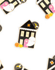 Haunted House Magnetic Needle Minder