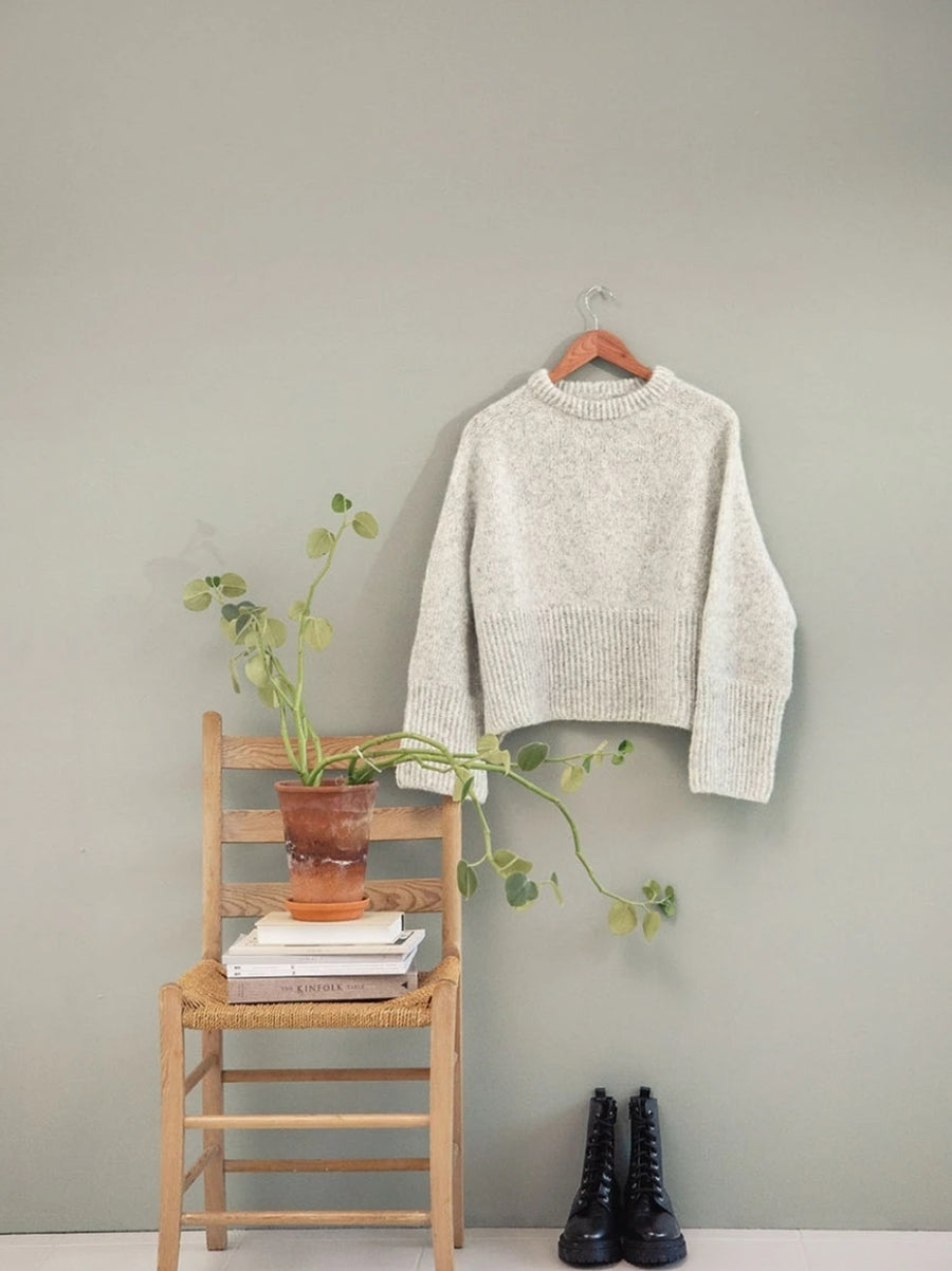 Soft Knits for Women | Pattern Book 2202 | Sandnes Garn
