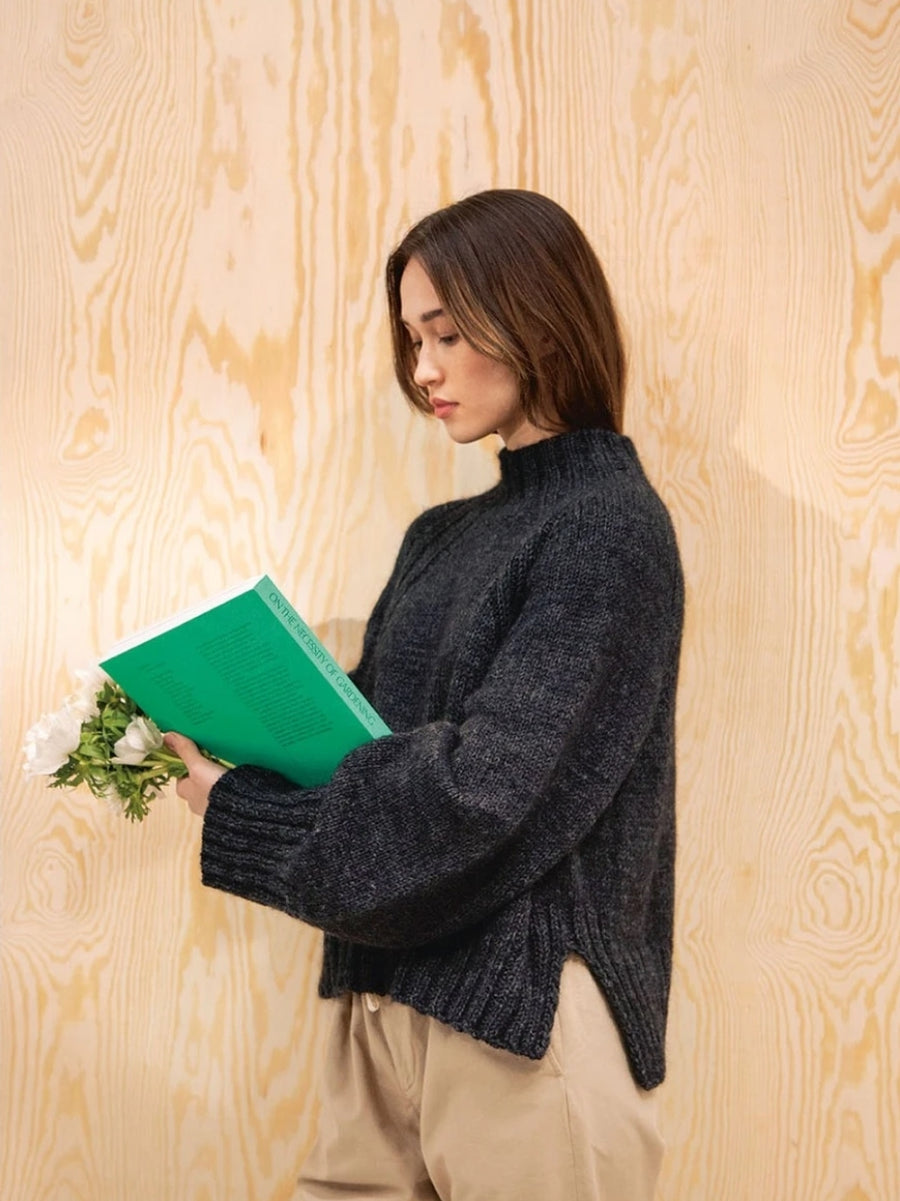 Soft Knits for Women | Pattern Book 2202 | Sandnes Garn