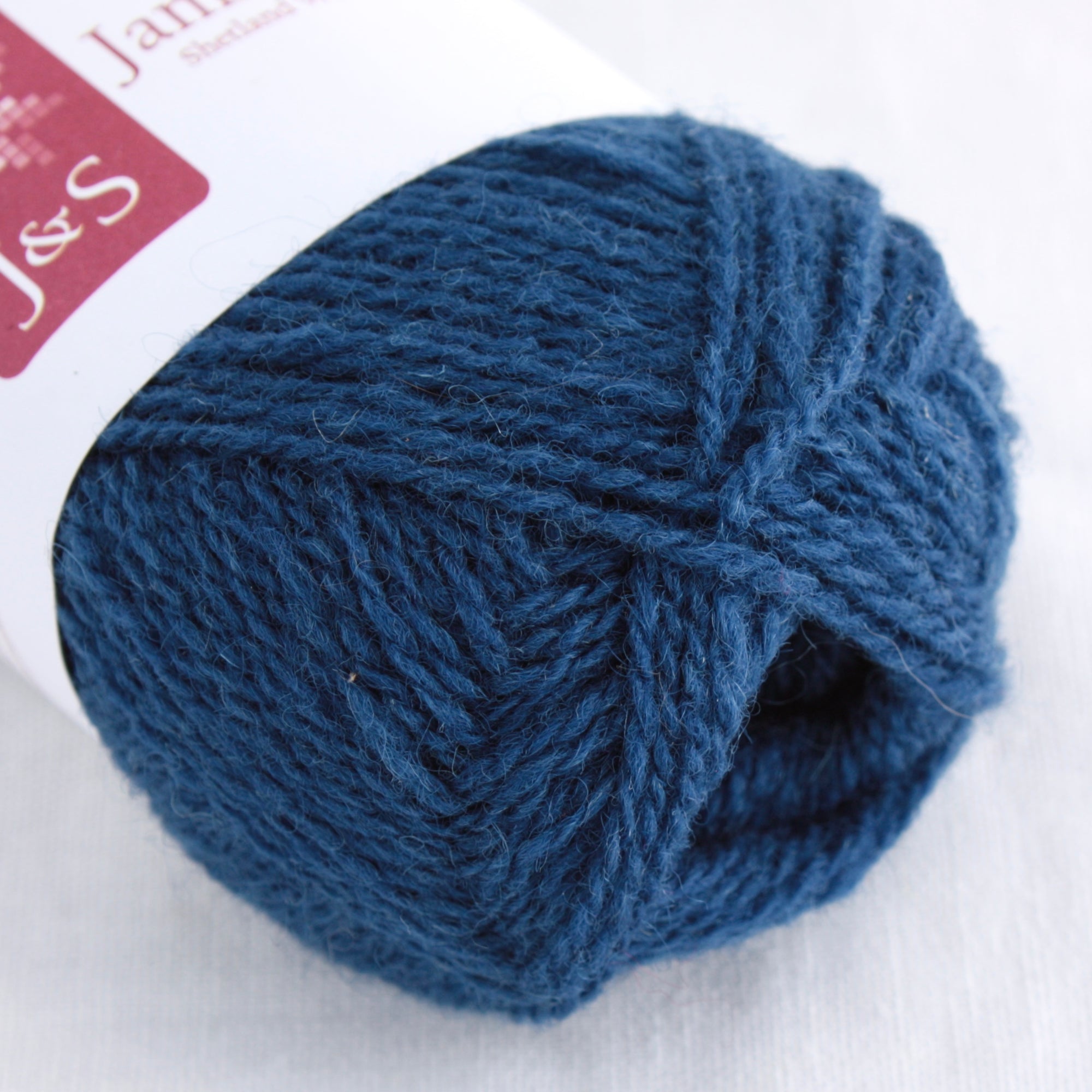 2 Ply Jumper Weight | Jamieson &amp; Smith