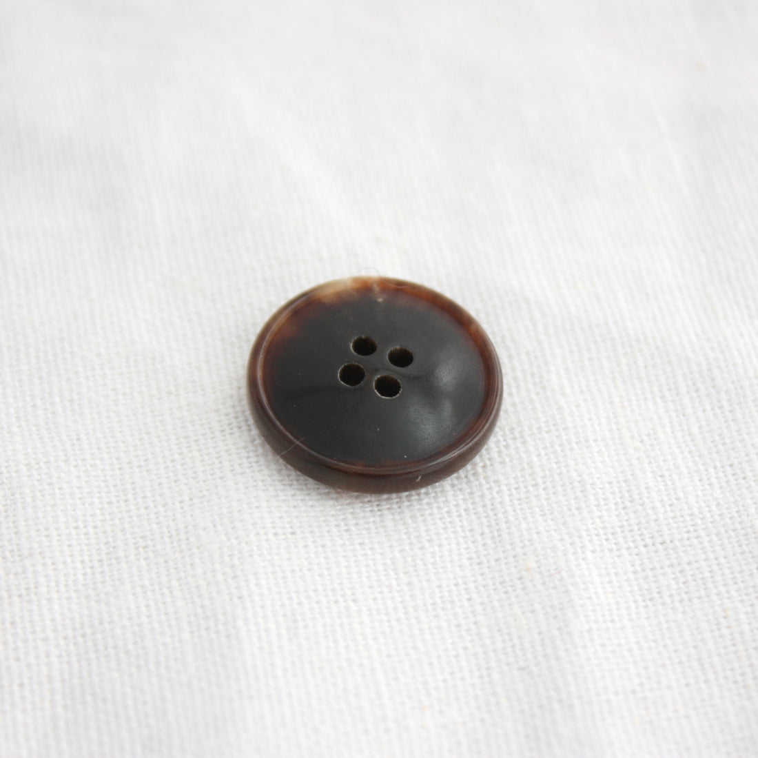 Horn Buttons | Retrosaria