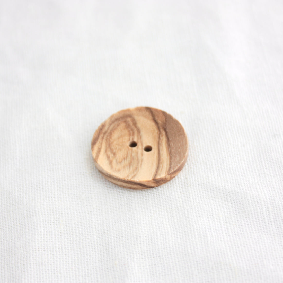 Wooden Buttons | Retrosaria