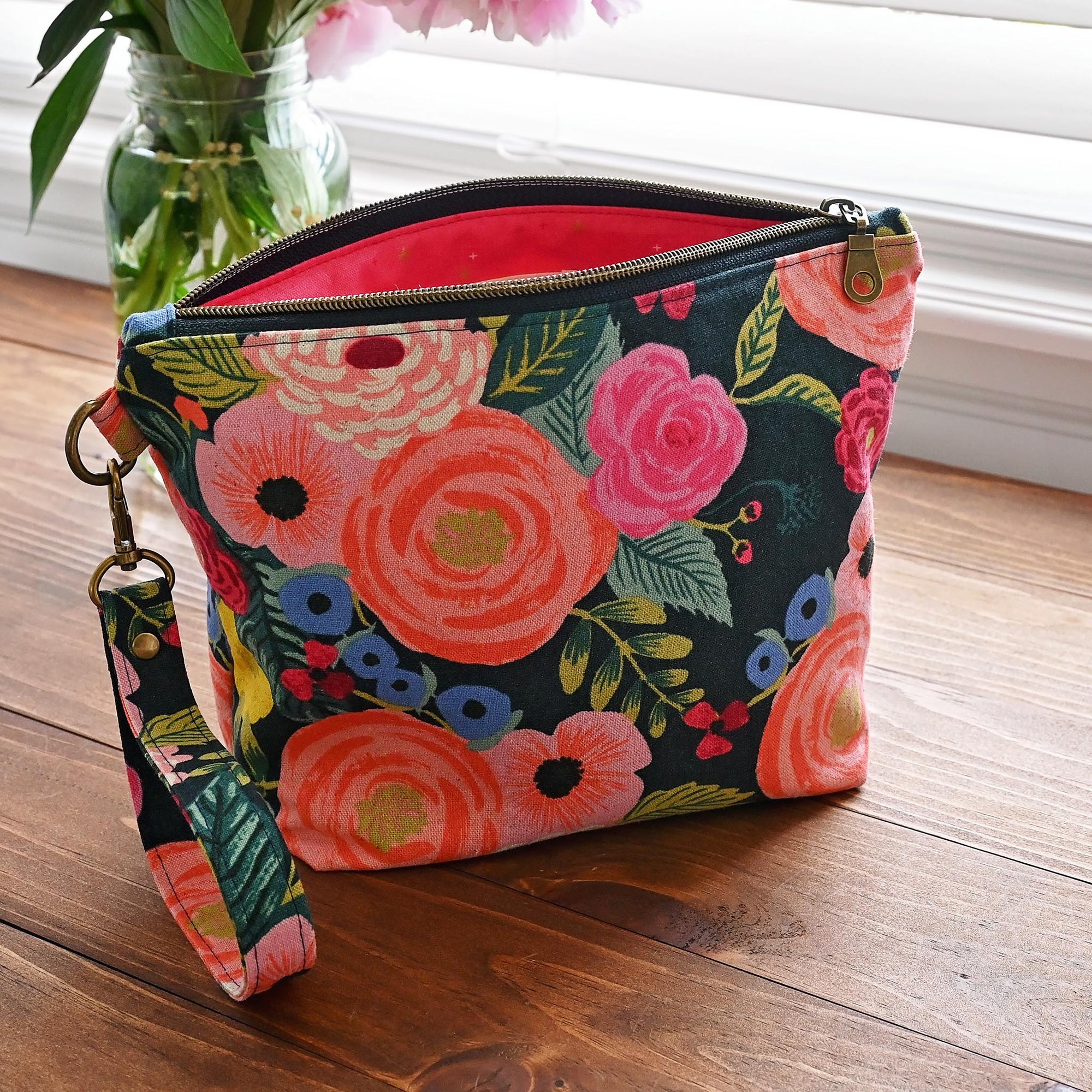 Small Zippered Project Bag
