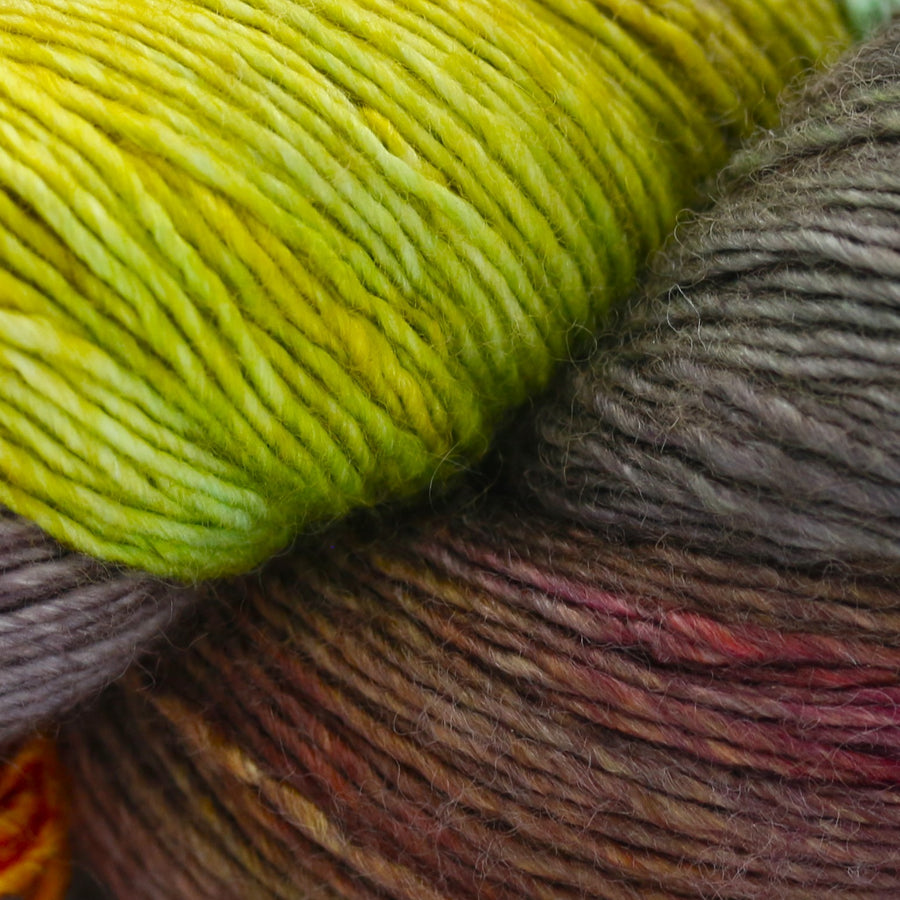 Mini Maiden | Handmaiden