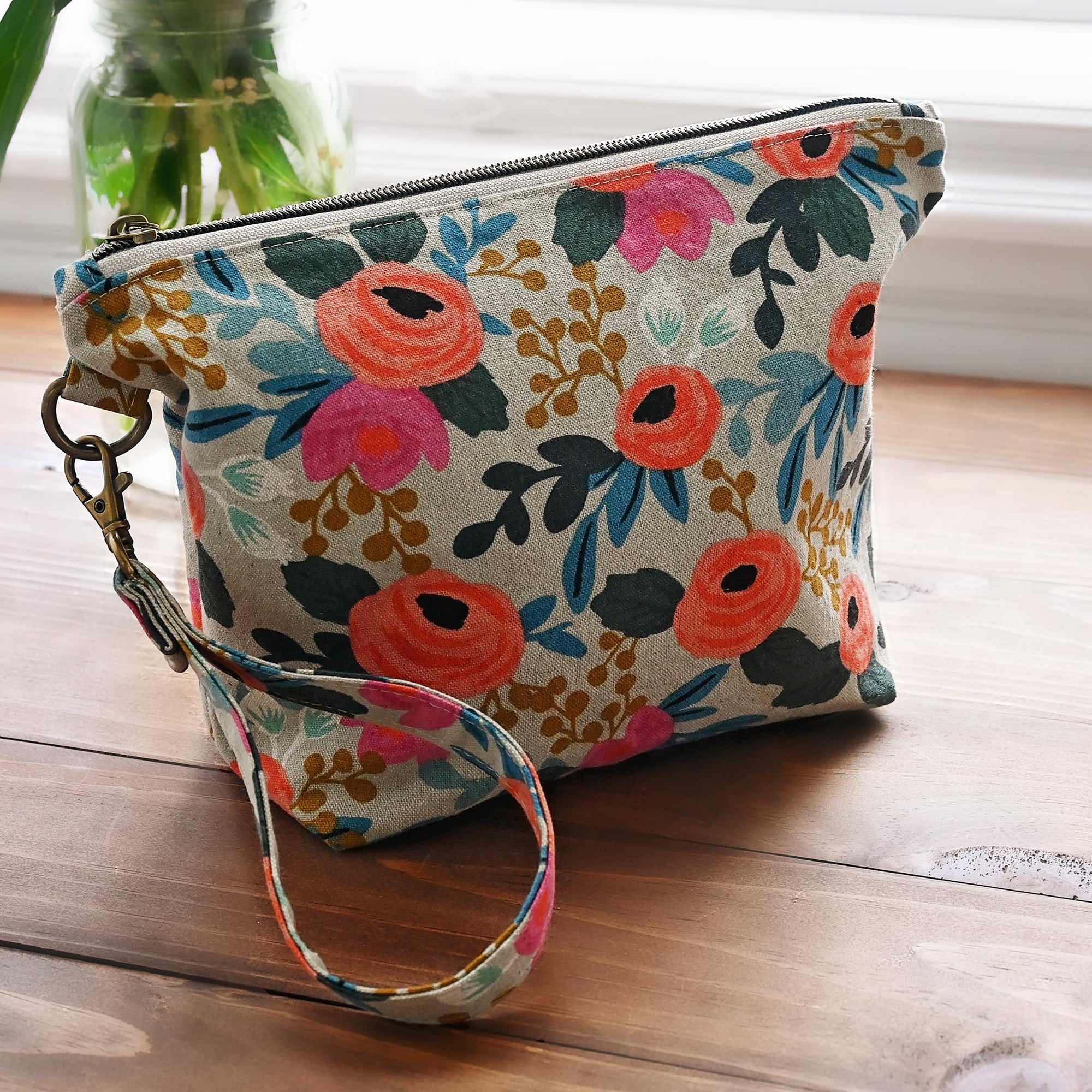 Small Zippered Project Bag