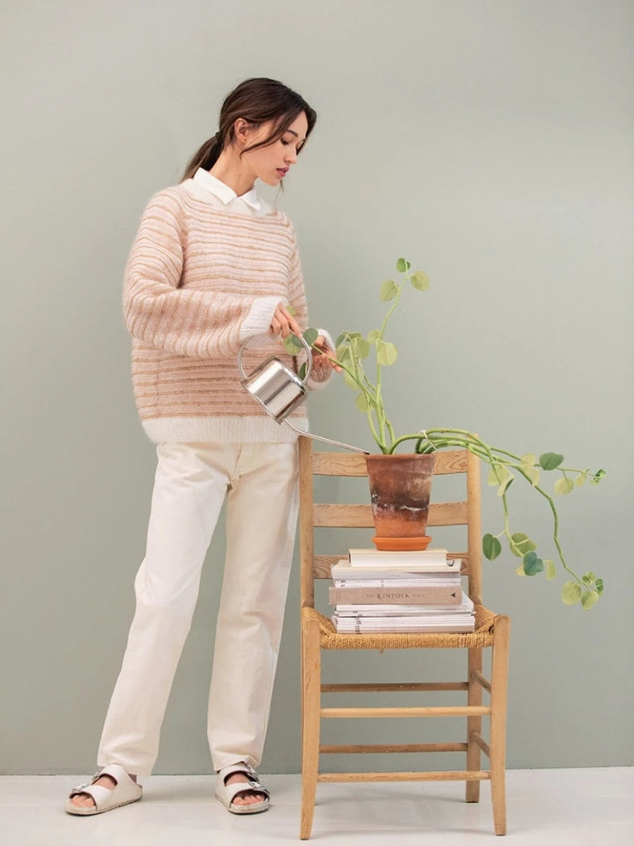 Soft Knits for Women | Pattern Book 2202 | Sandnes Garn