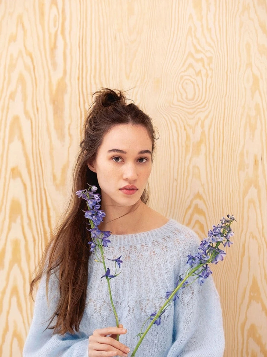 Soft Knits for Women | Pattern Book 2202 | Sandnes Garn