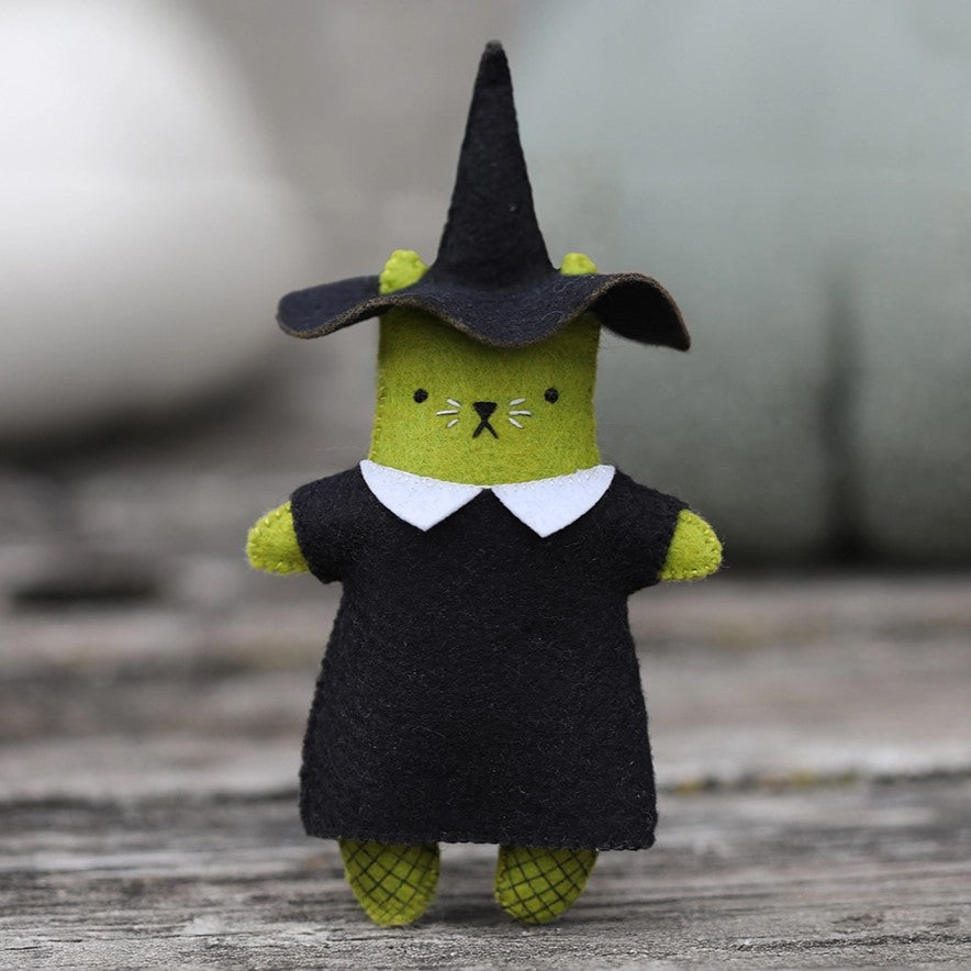 Costume Cats | Felt Doll Kits