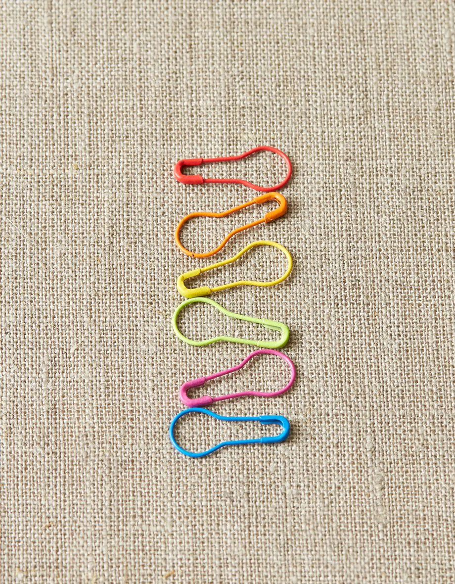 Opening Colourful Stitch Markers | Cocoknits