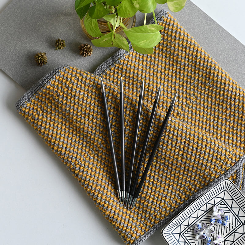 Karbonz 8" Double-Pointed Needles | Knitter's Pride